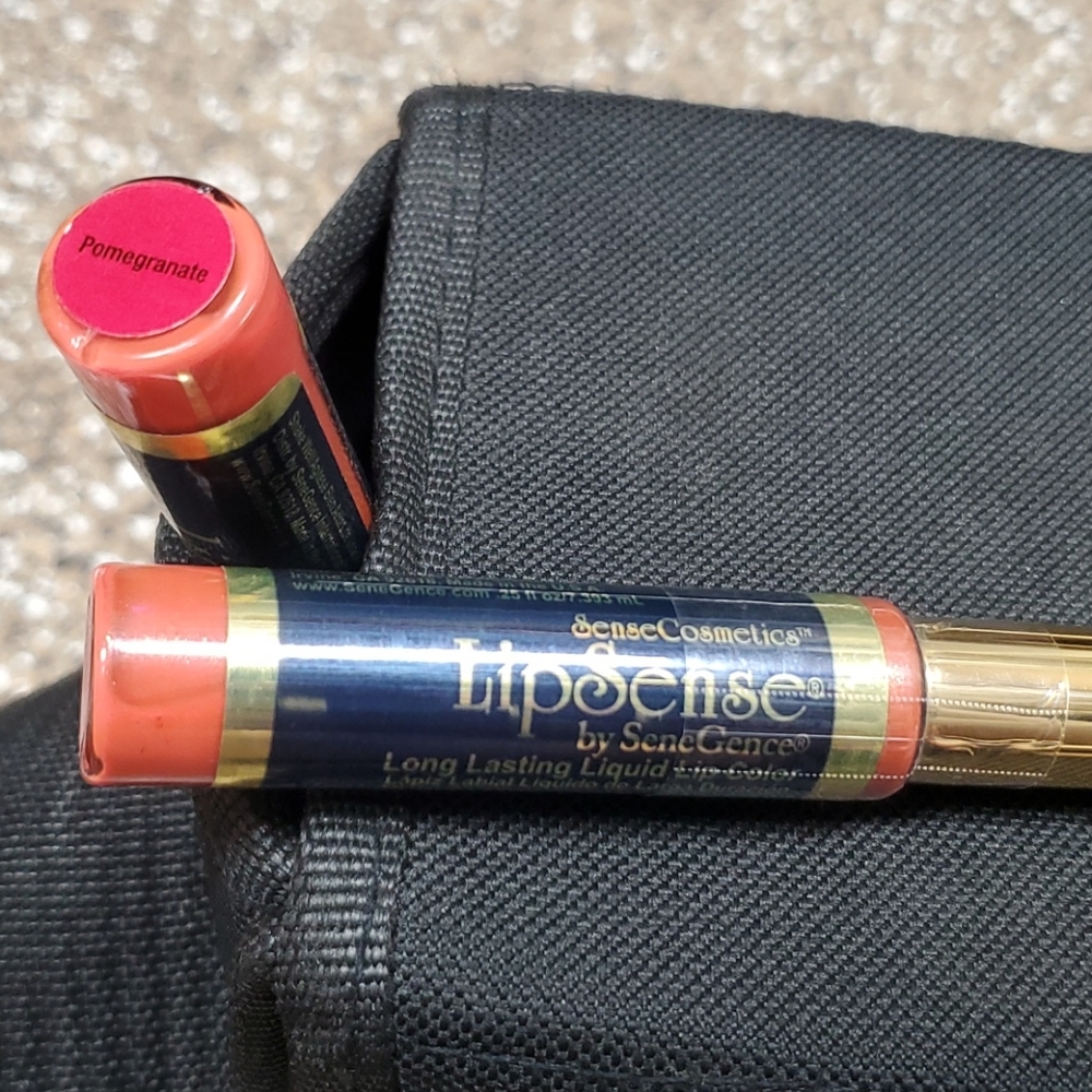 Lipsense - Picture 2 of 2